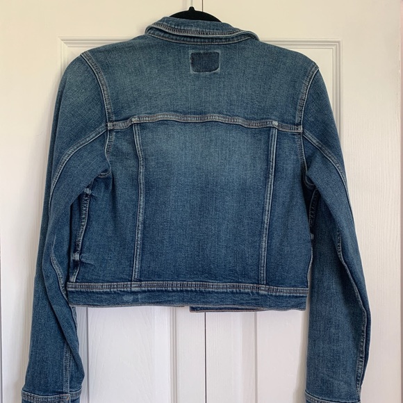 American Eagle Cropped Jean Jacket - Picture 4 of 4